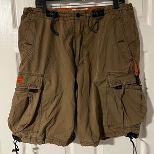 Abercrombie & Fitch Shorts Men Shorts Cargo| Size: Medium